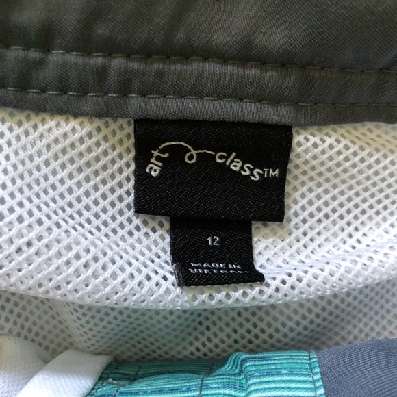 NWT Boys bathing suit - Picture 3 of 3